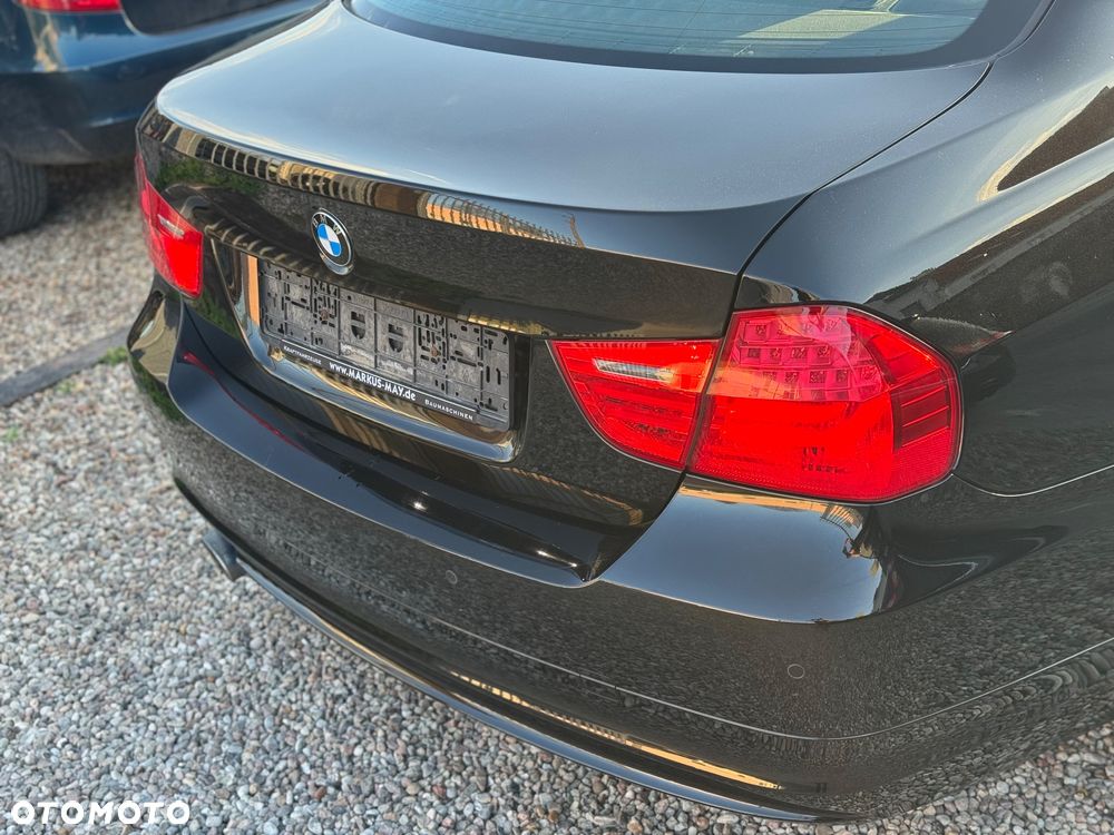 BMW Seria 3 320d DPF - 11