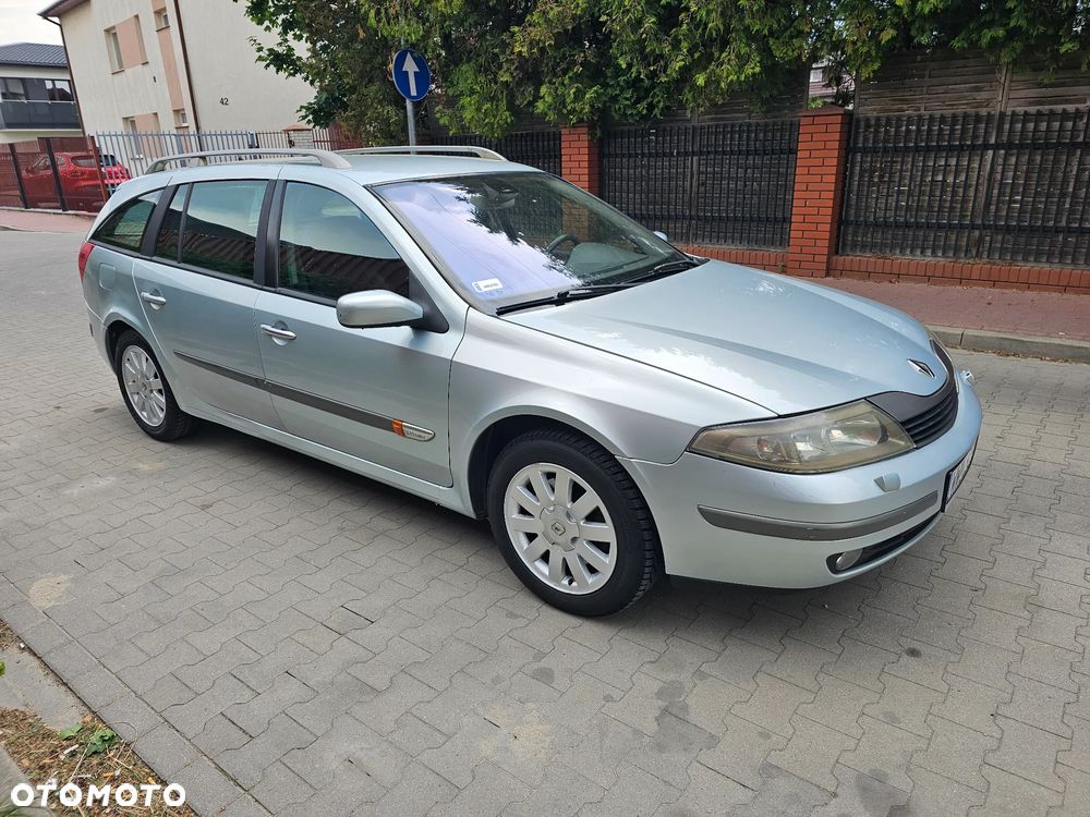 Renault Laguna Grandtour 1.8 Privilege - 2