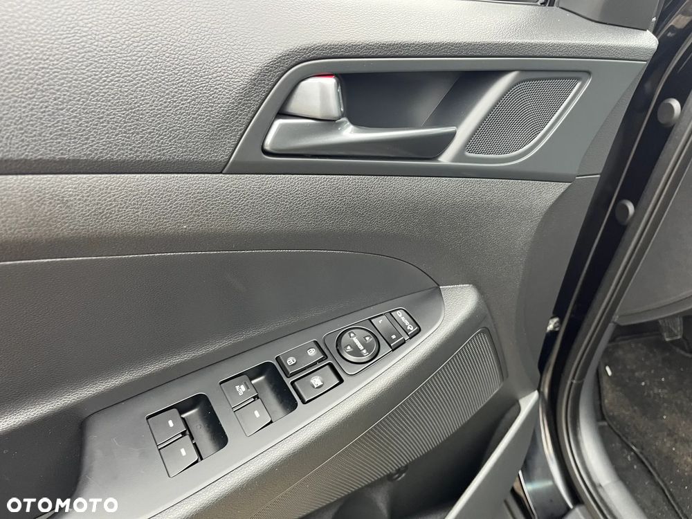 Hyundai Tucson blue 1.6 GDi 2WD Passion - 28