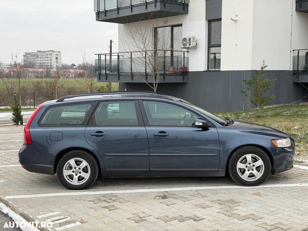 Volvo V50 DPF DRIVe Momentum - 9