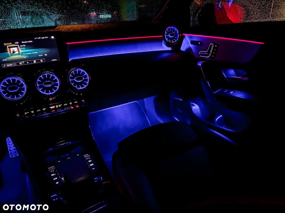 Mercedes-Benz CLA 250 4Matic 8G-DCT AMG Line Advanced Plus - 27