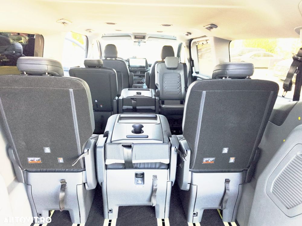 Ford Tourneo Custom - 17