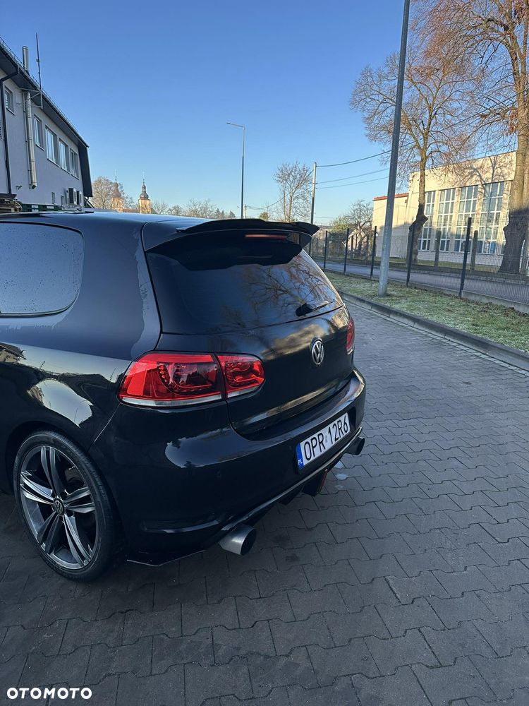 Volkswagen Golf - 10