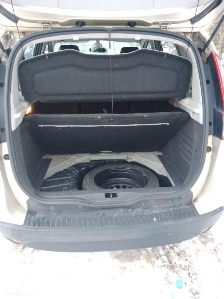 Renault Scenic 1.9 dCi Confort Privilege - 18