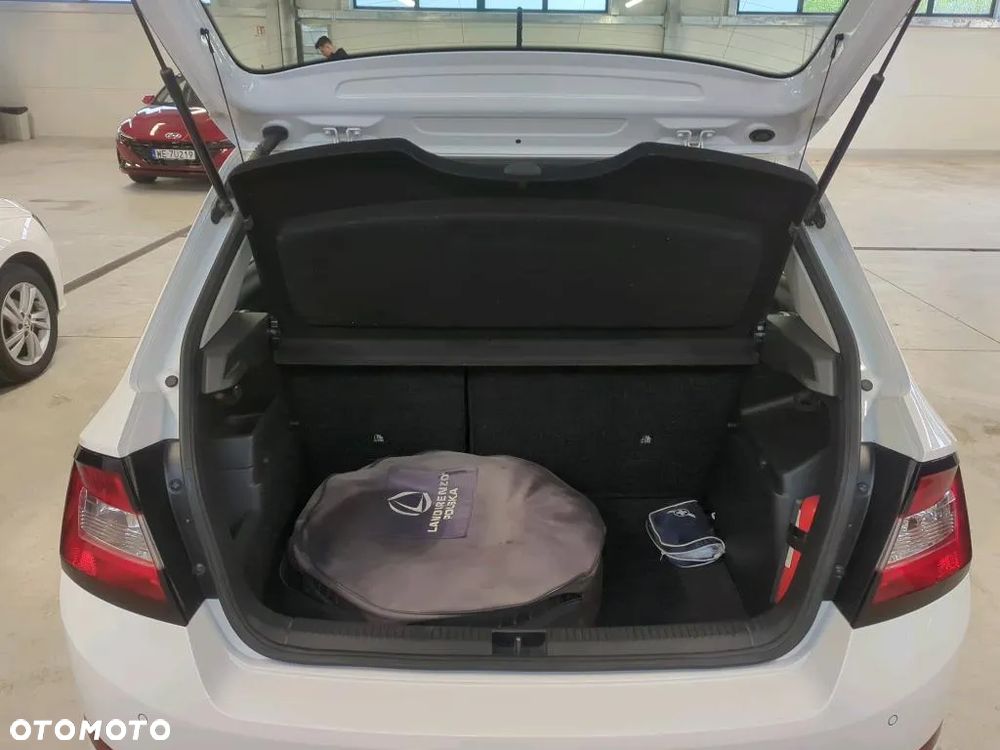 Skoda Fabia 1.0 Ambition - 17