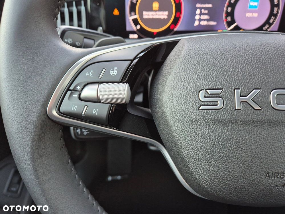 Skoda Superb 2.0 TDI SCR 4x4 Edition 130 DSG - 36