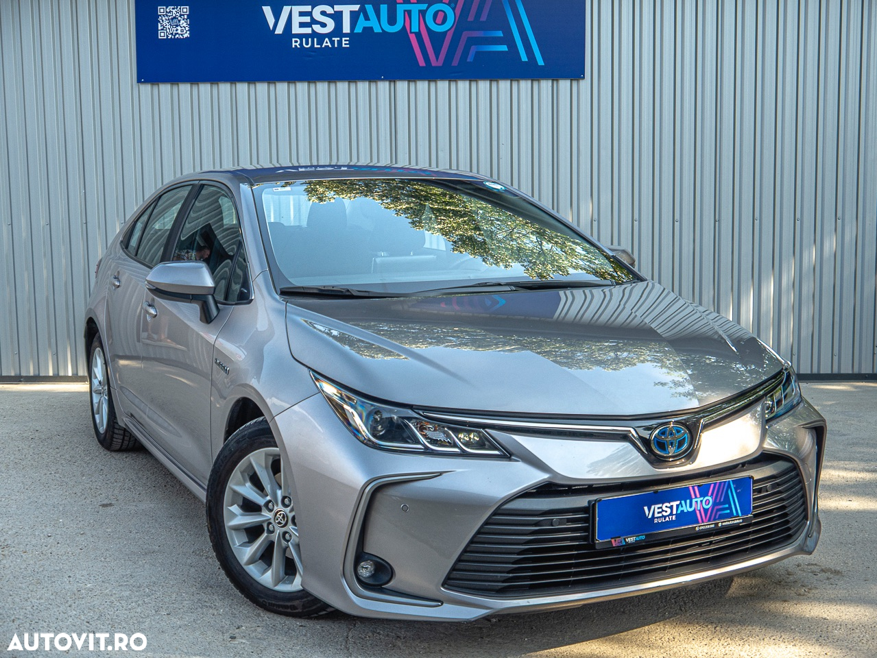 Toyota Corolla Sedan 1.8 HEV Business - 6