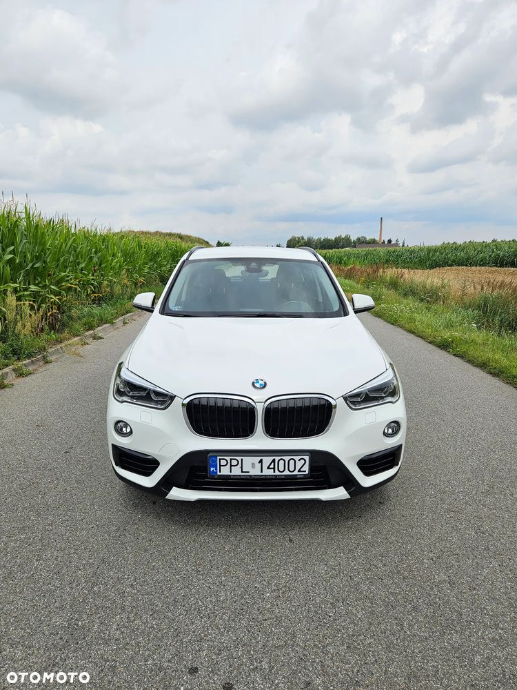 BMW X1 sDrive18i - 1
