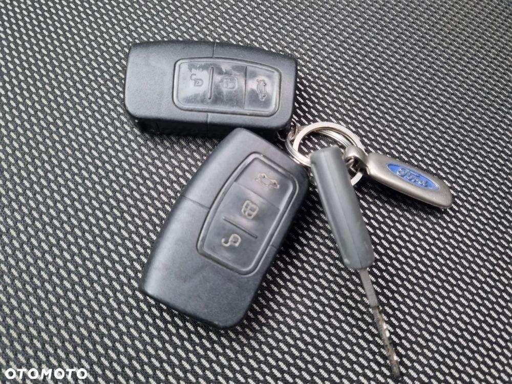 Ford Kuga 2.0 TDCi Trend - 13