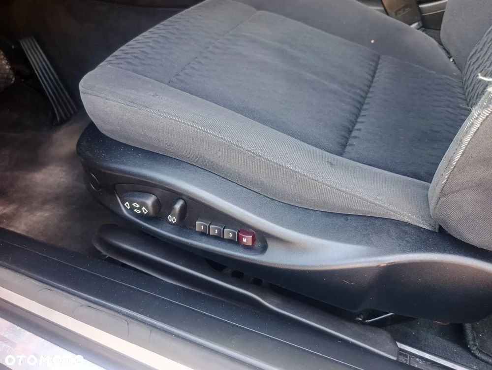 BMW Seria 3 - 23
