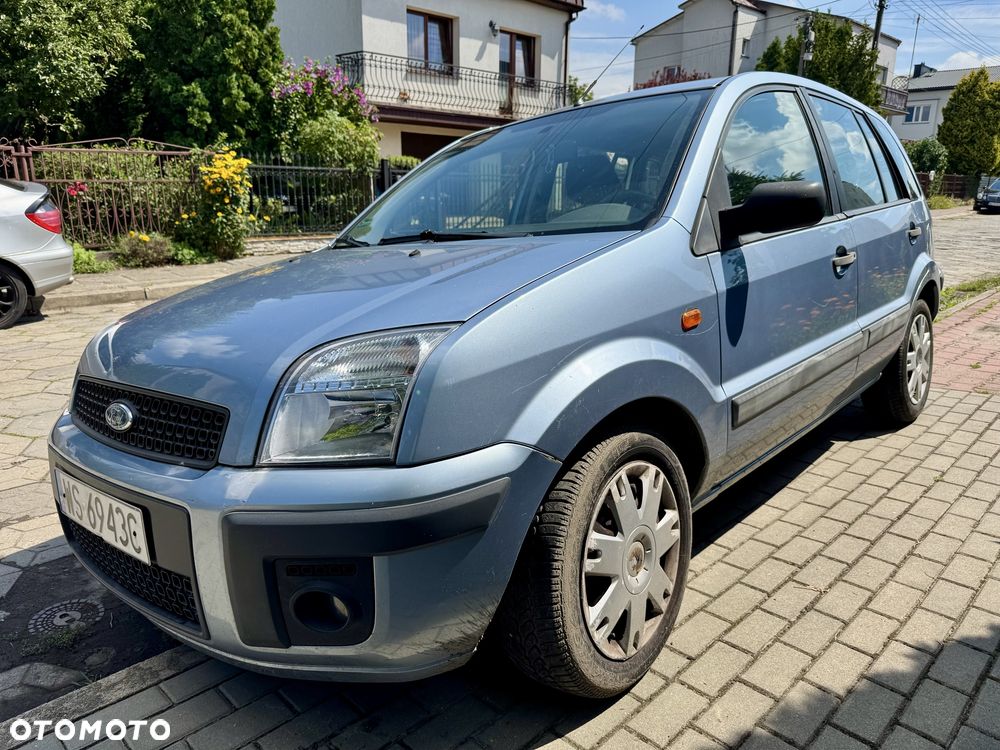 Ford Fusion - 3