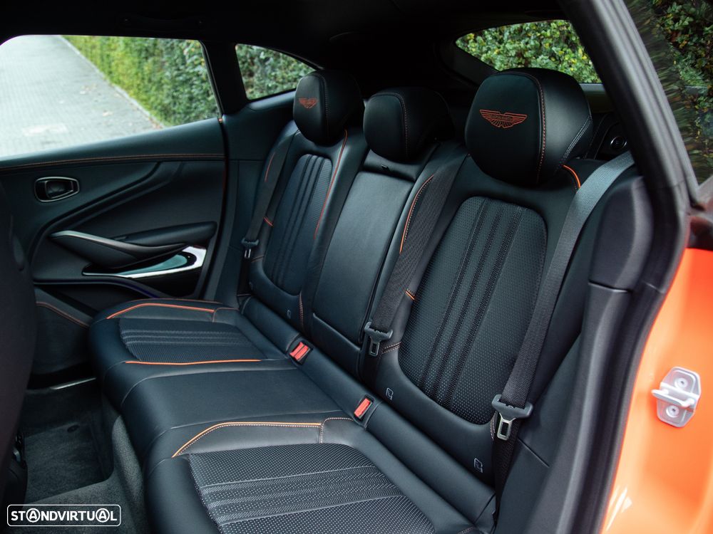 Aston Martin DBX 707 - 27