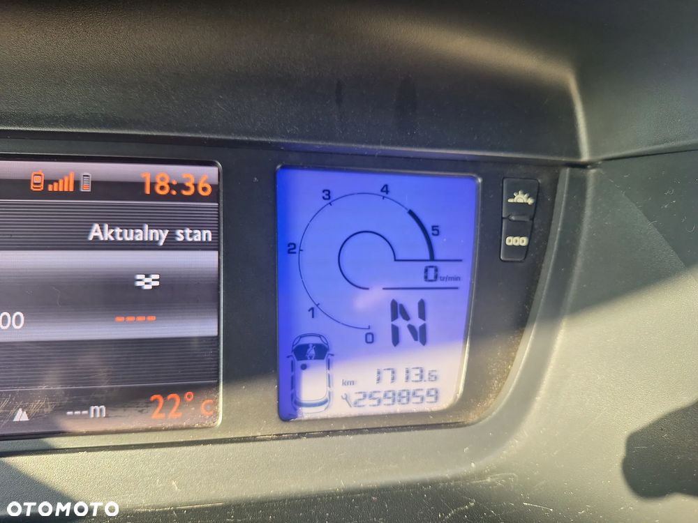 Citroën C4 Picasso ver-1-6-hdi-equilibre-navi-pack-mcp - 9