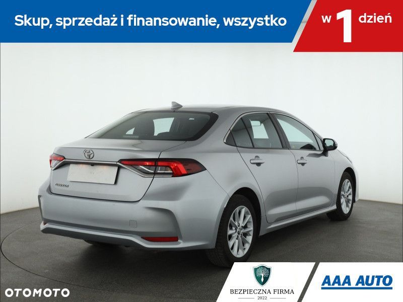 Toyota Corolla - 7