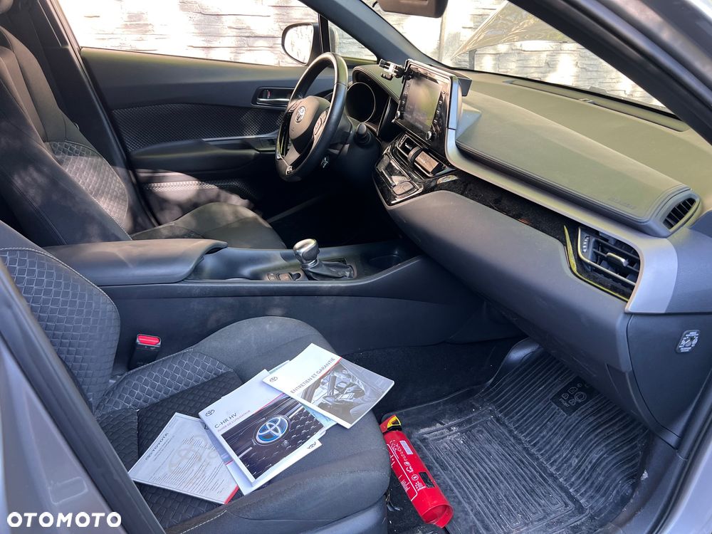 Toyota C-HR 1.8 Hybrid Executive - 8