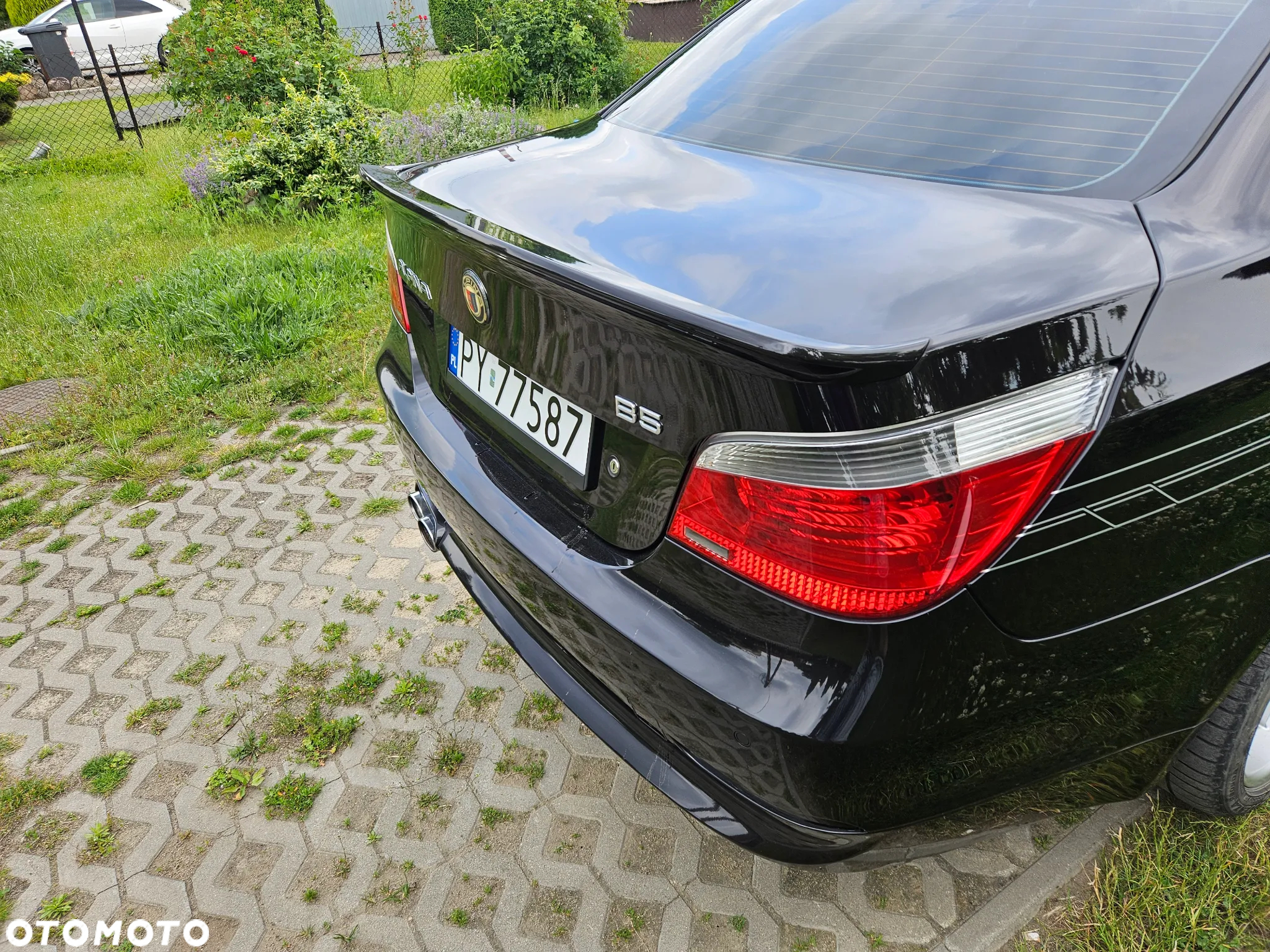 BMW Seria 5 550i - 6