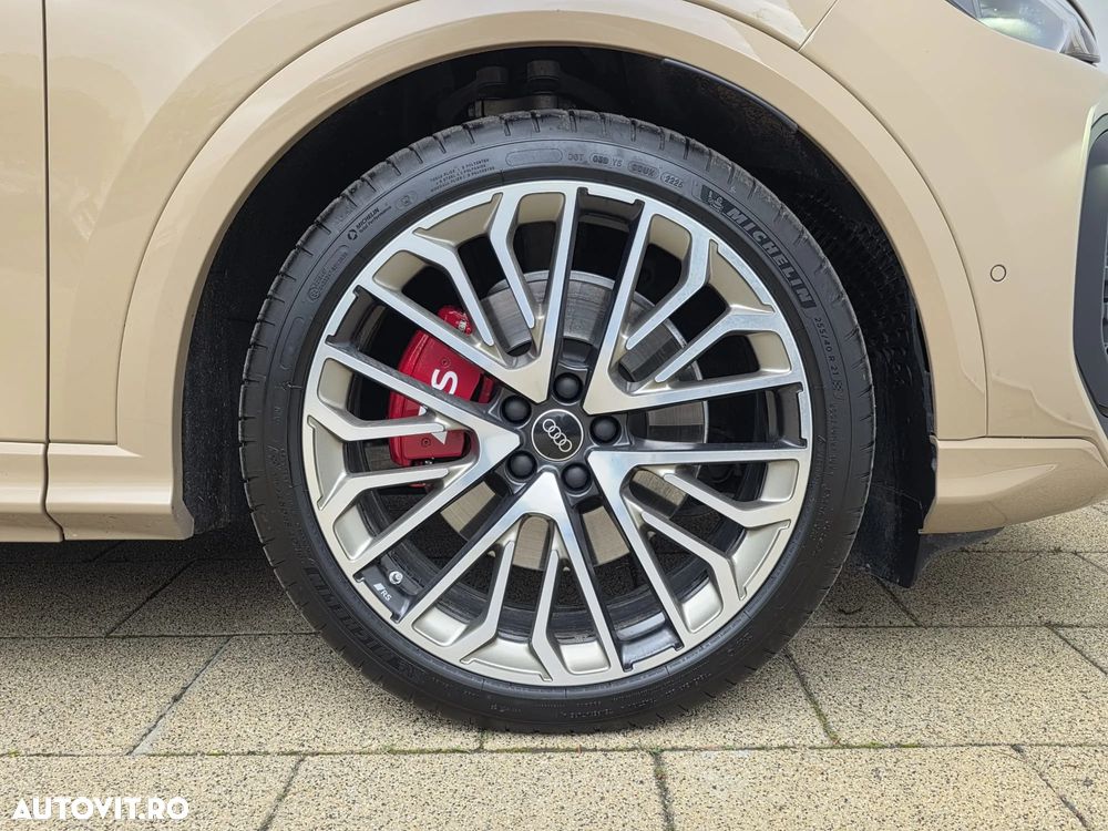 Audi SQ5 Sportback - 8