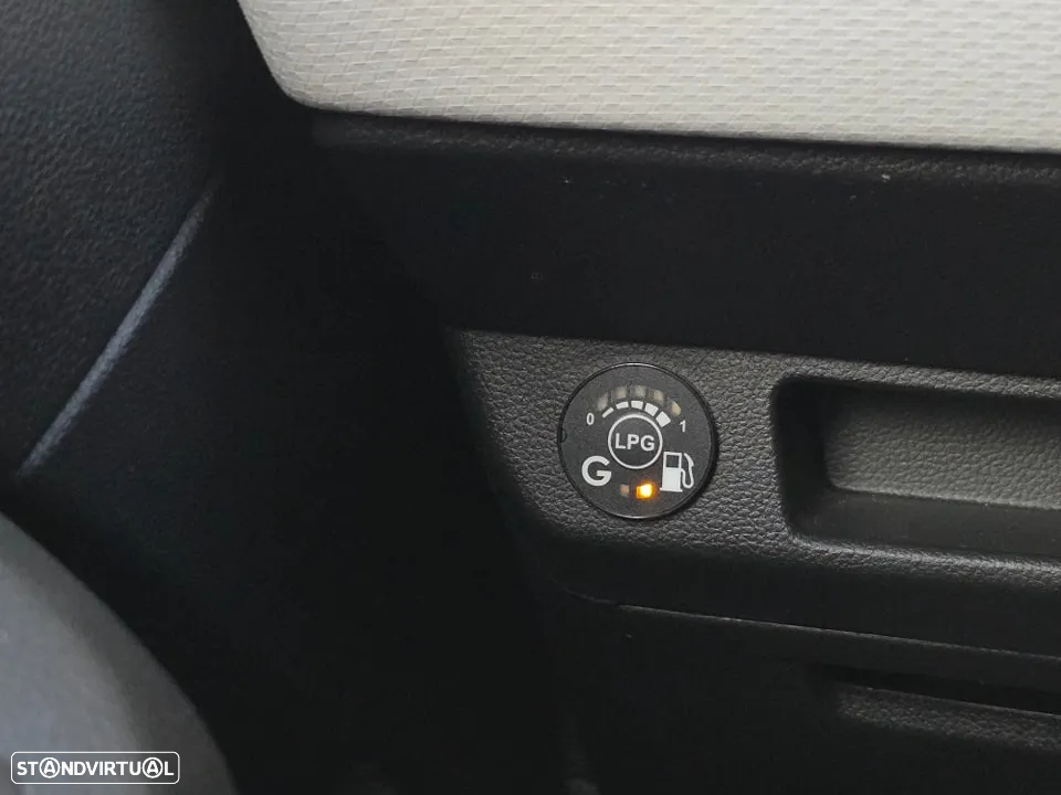 Renault Clio 1.0 TCe Limited Bi-Fuel - 10