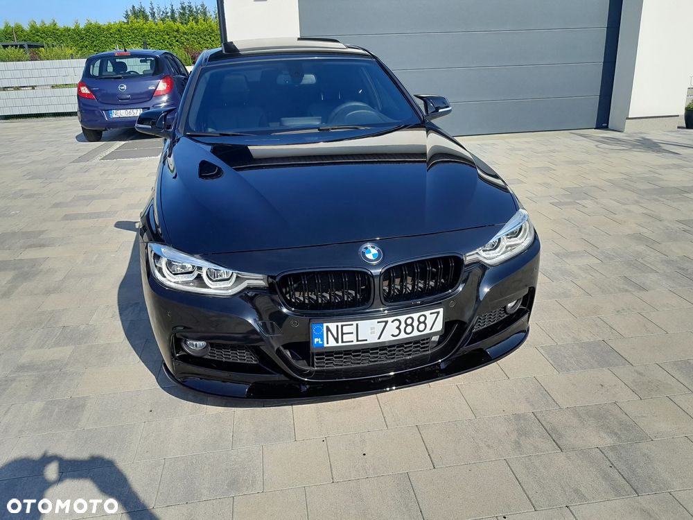 BMW Seria 3 330i - 5