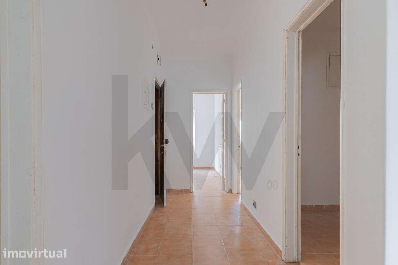 Apartamento com Logradouro e Garagem - Grande imagem: 3/26
