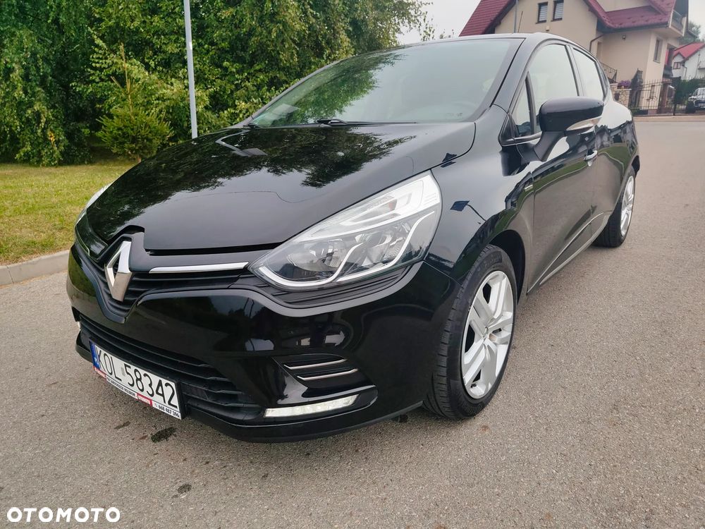 Renault Clio 1.2 16V 75 LIMITED - 13