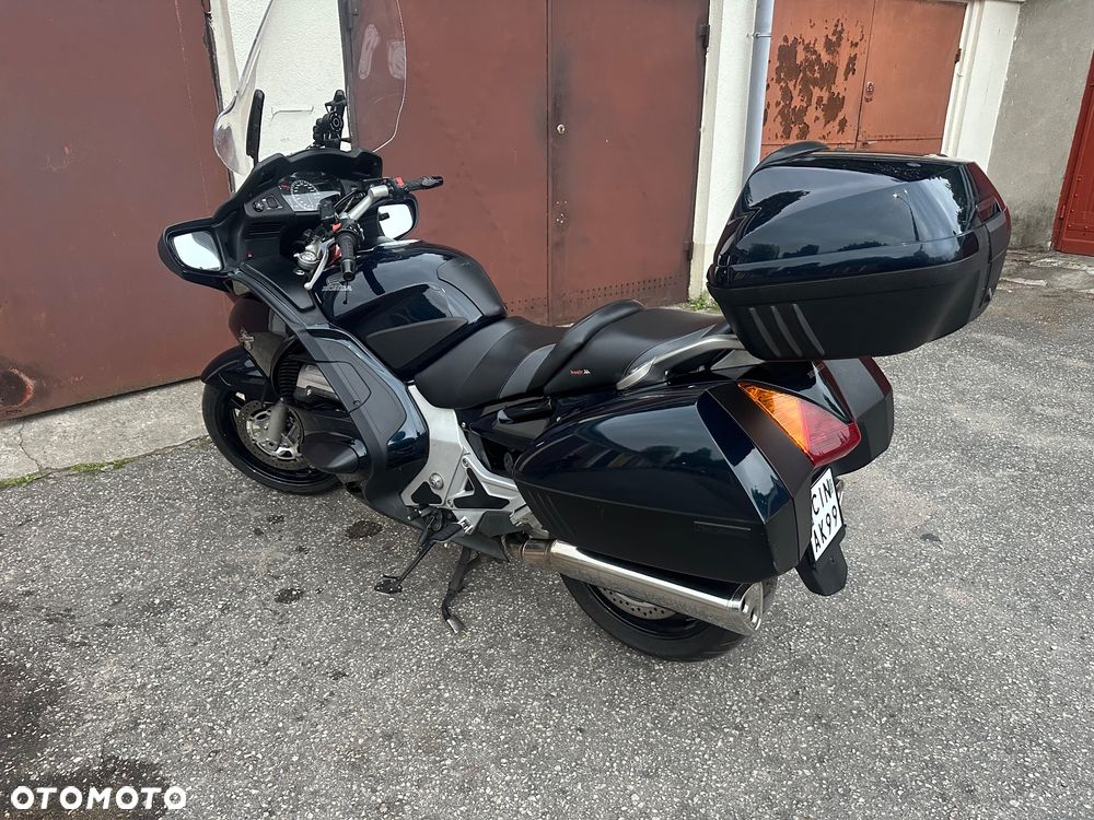 Honda ST - 4