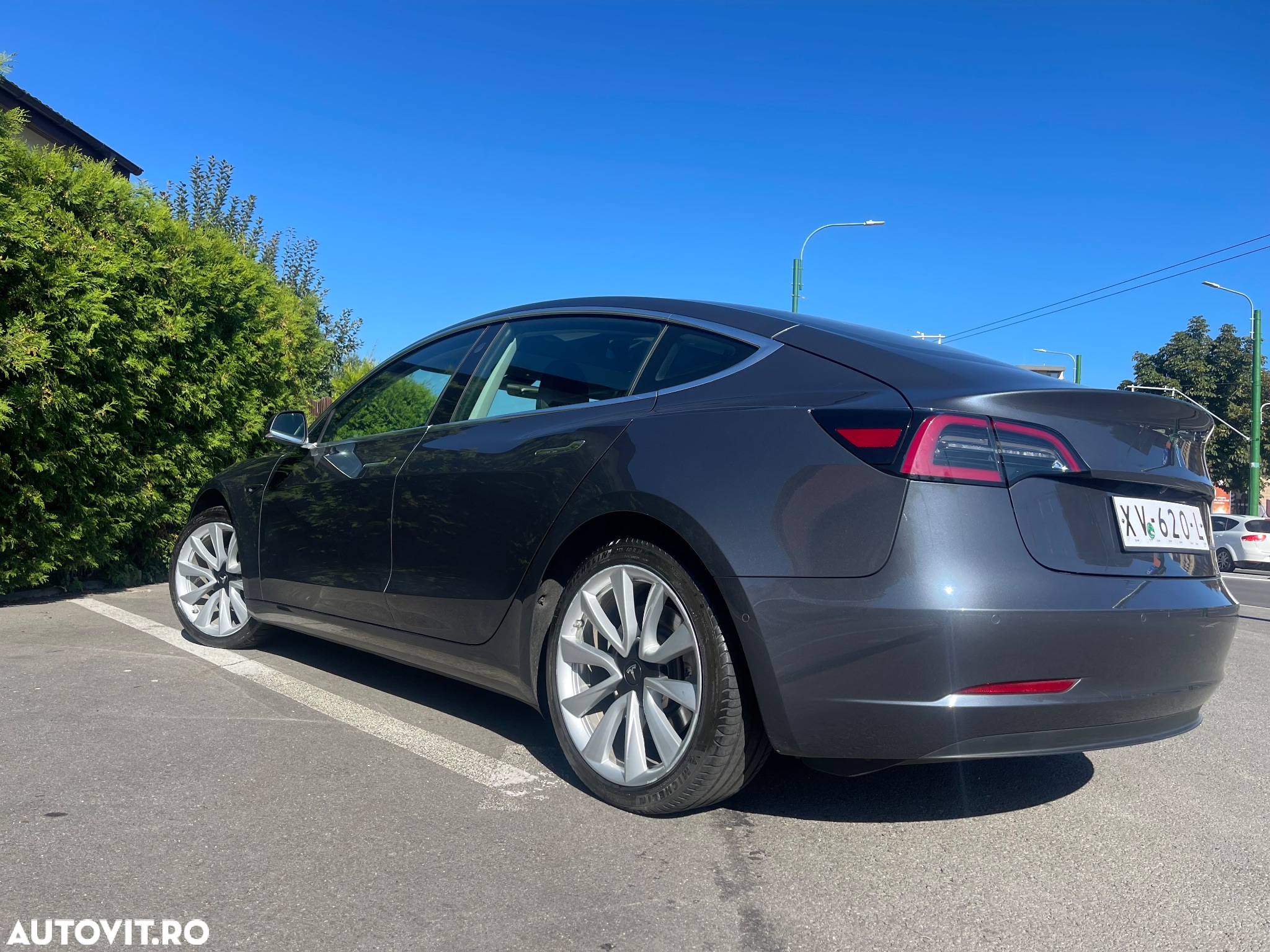 Tesla Model 3 Performance - 13