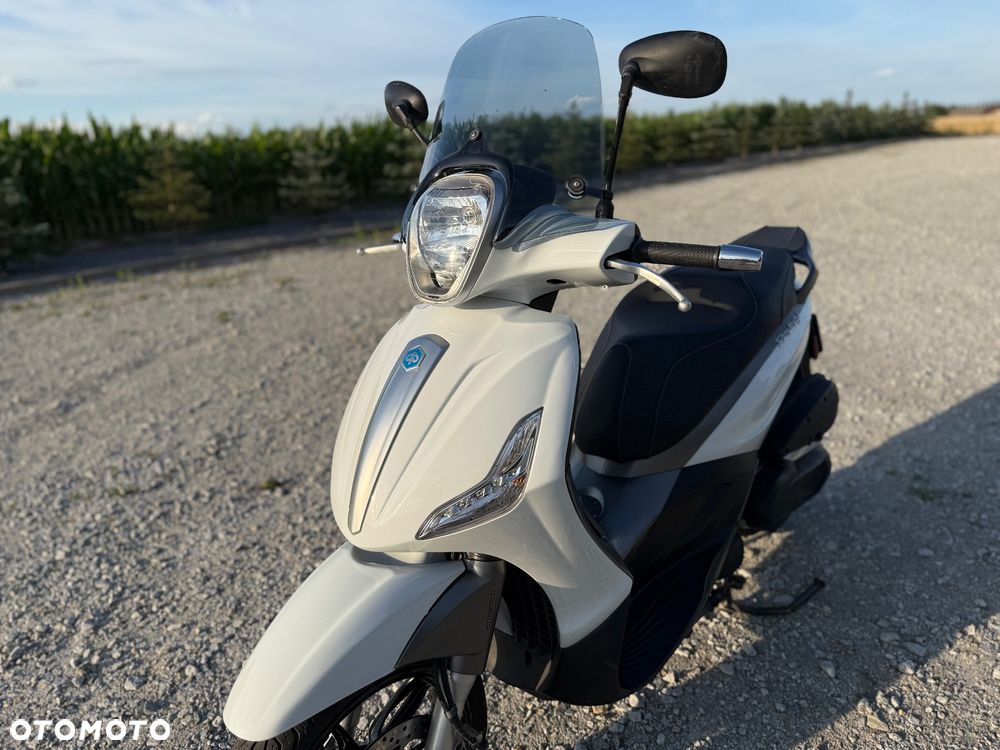 Piaggio Beverly - 1