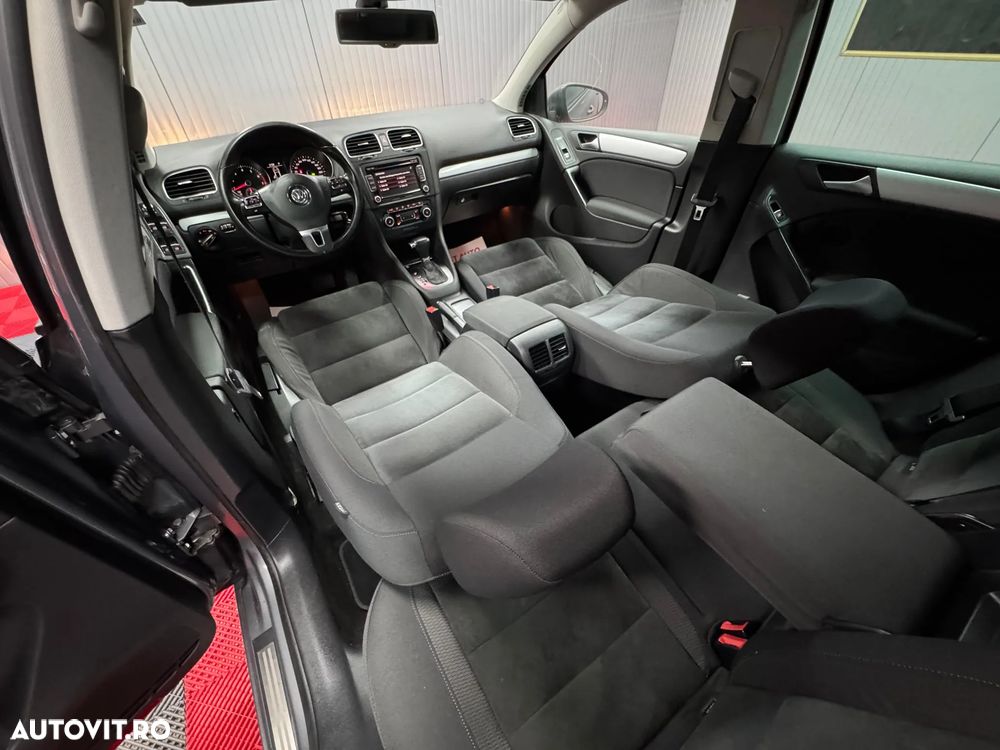 Volkswagen Golf - 12