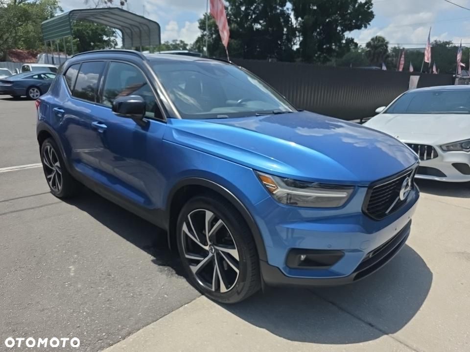 Volvo XC 40 T5 AWD R-Design - 2