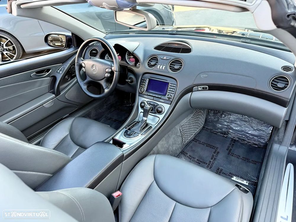 Mercedes-Benz SL 350 - 32
