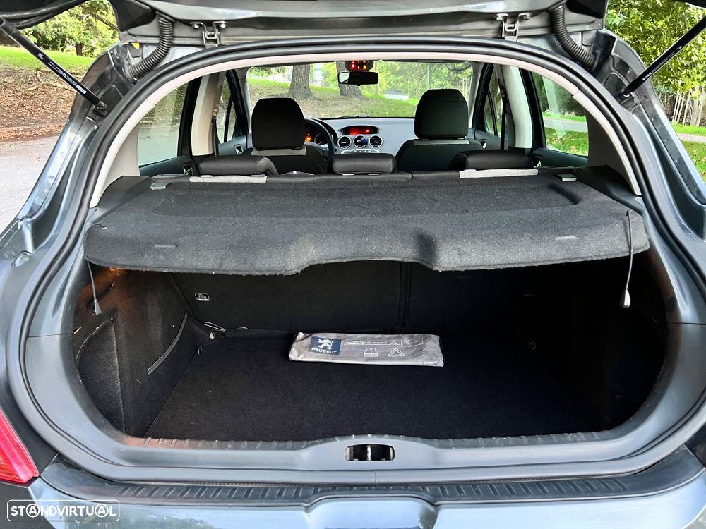 Peugeot 308 1.6 HDi Executive - 10