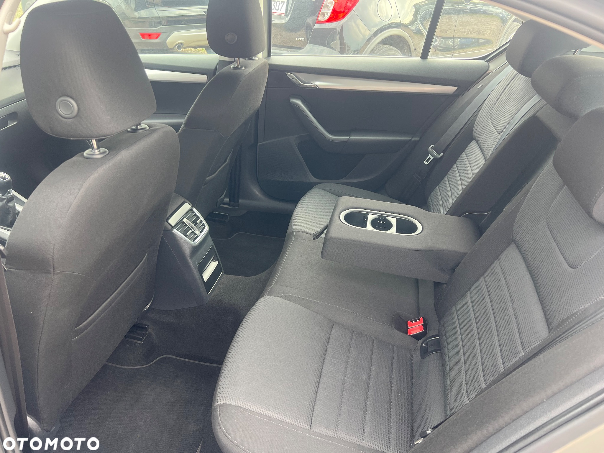 Skoda Octavia - 6