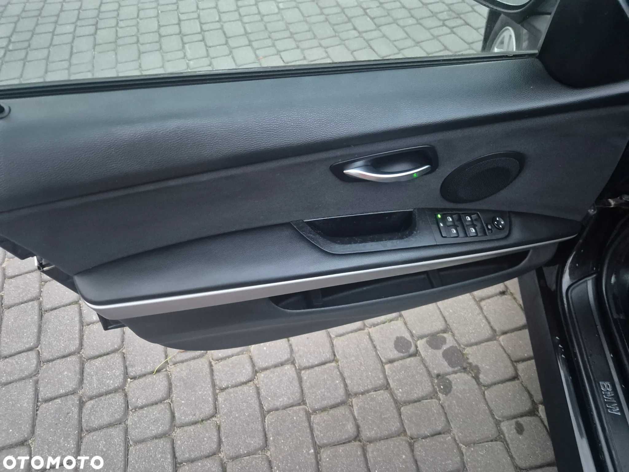 BMW Seria 3 320i - 17