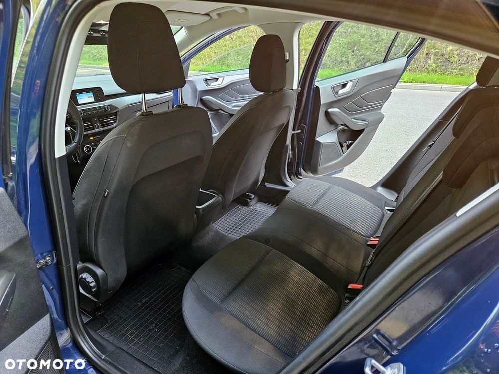 Ford Focus - 18