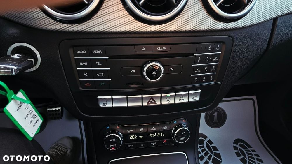 Mercedes-Benz Klasa B 180 UrbanStyle Edition - 16