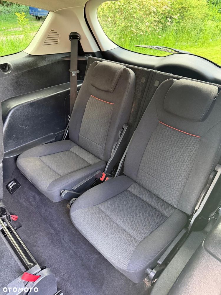 Ford S-Max - 6