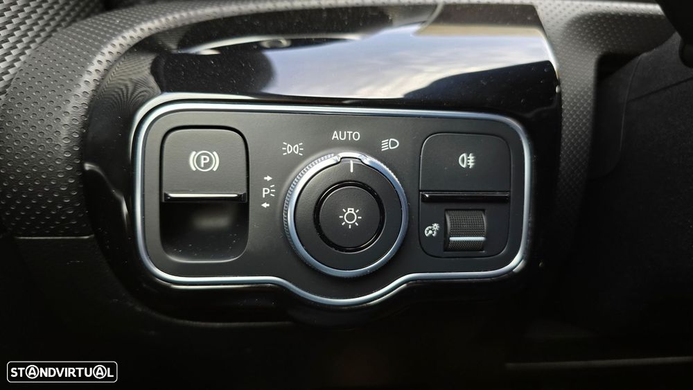 Mercedes-Benz CLA 200 d Shooting Brake Progressive Aut. - 9