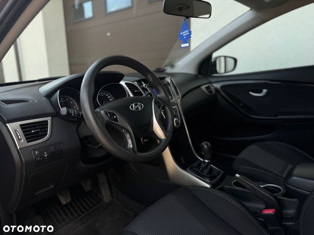 Hyundai i30 1.4 Premium - 13