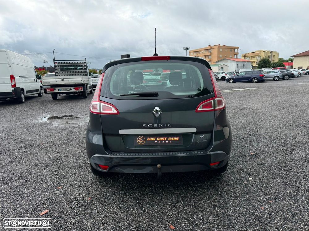 Renault Scénic 1.9 dCi FAP Dynamique - 13
