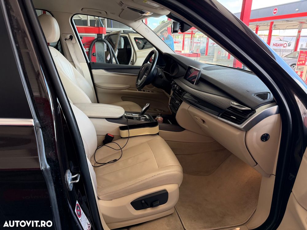 BMW X5 xDrive25d - 23