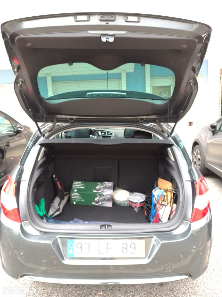 Citroën C4 1.6 e-HDi Exclusive CMP6 - 6