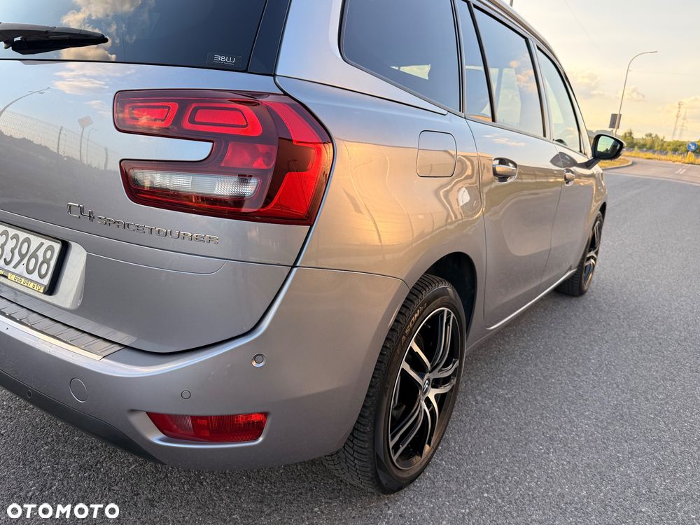 Citroën C4 SpaceTourer 1.6 PureTech More Life S&S EAT8 - 18