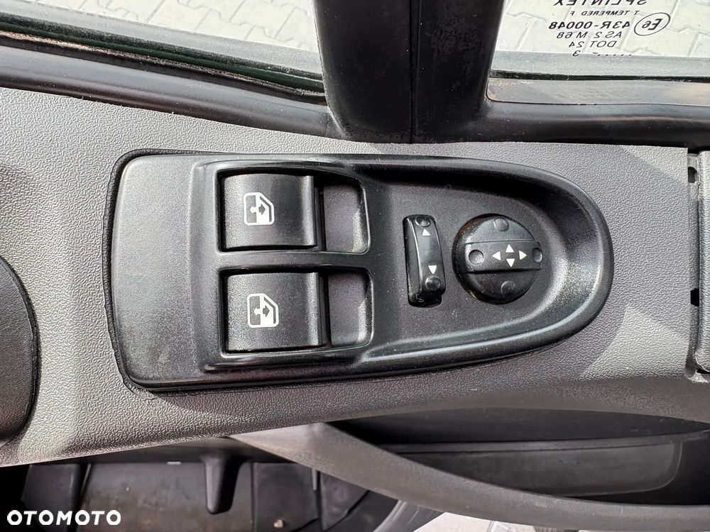 Iveco Daily 40C15 35C15 3.0 HPI L3H2 Średniak **KLIMA**Hak 3,5t.**NA BLIŹNIAKACH**Sprowadzony**2013R** - 13