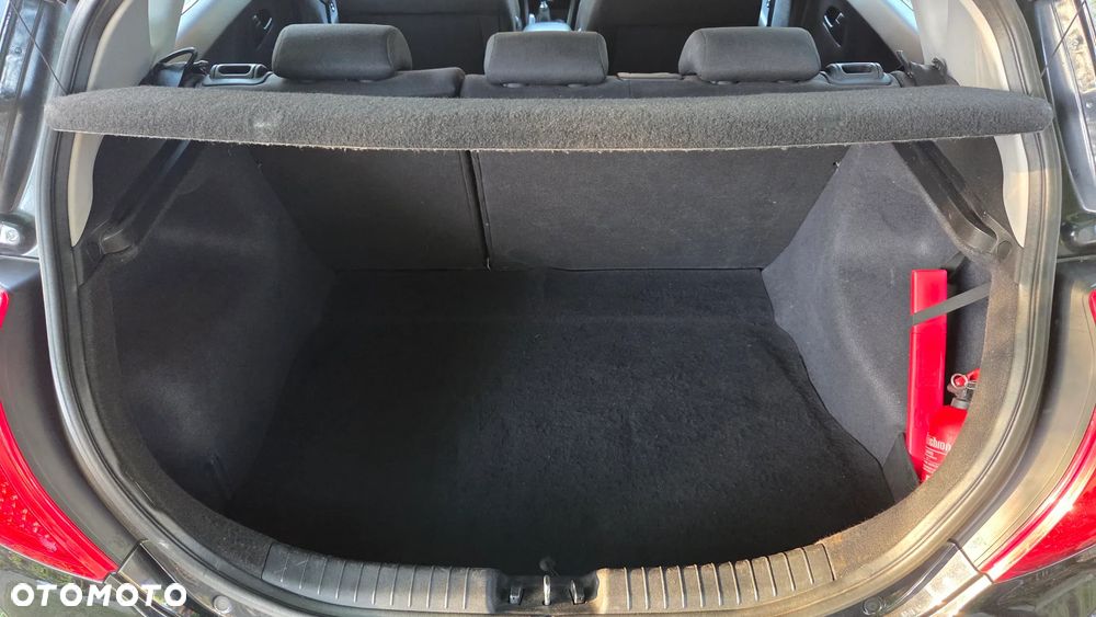 Kia Ceed 1.4 L - 13