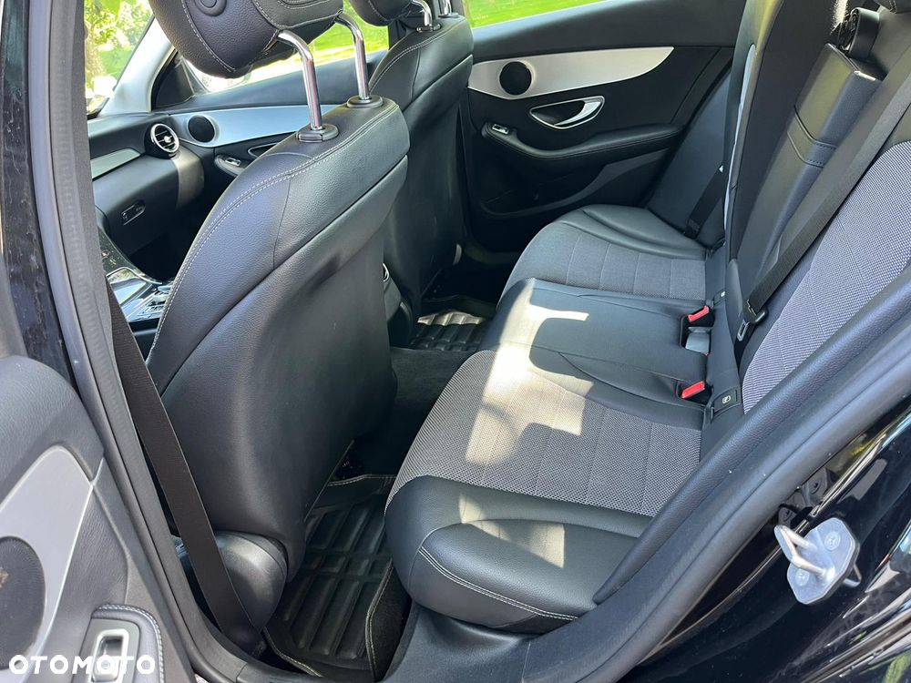 Mercedes-Benz Klasa C 220 (BlueTEC) d BlueEffICIENCY Edition 7G-TRONIC - 11