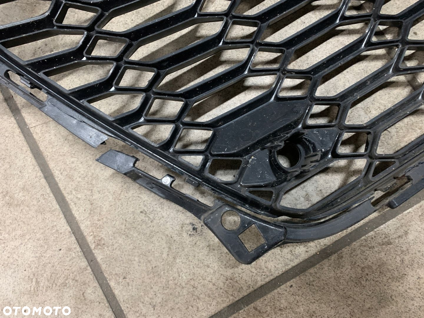 Grill atrapa chłodnicy AUDI RS4 B9 lift kamera 360 - 9