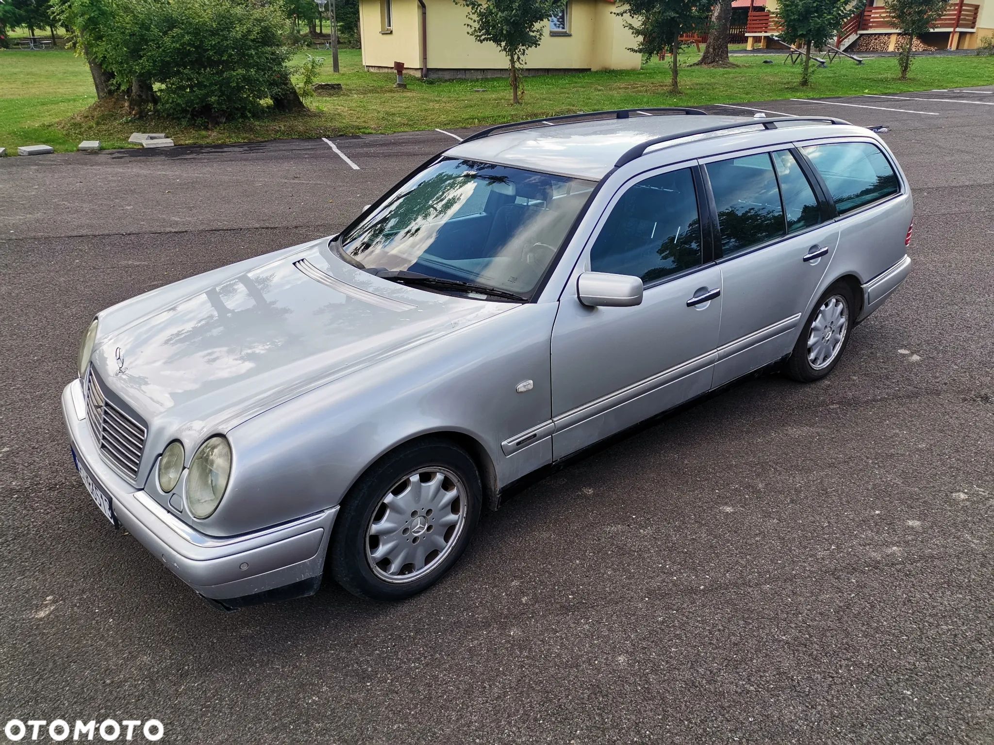 Mercedes-Benz Klasa E - 1