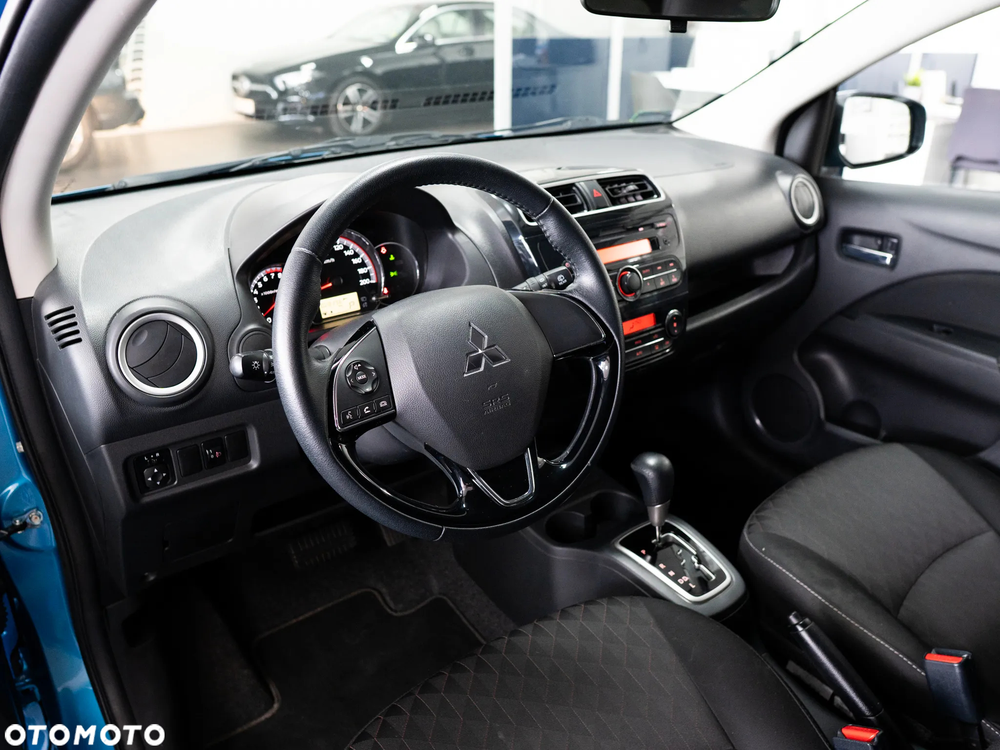 Mitsubishi Space Star 1.2 Intense CVT - 14