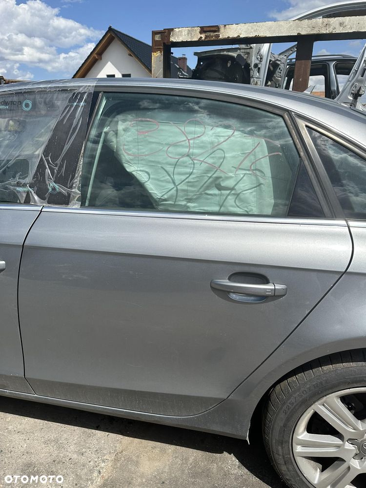 DRZWI TYLNE AUDI A4 2008 LY7G - 1